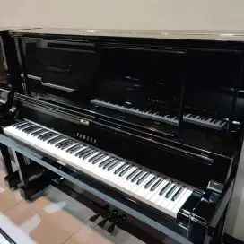 Piano Yamaha UX Japan Yamaha U3