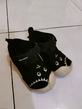 Sepatu anak Branded Dr Kong