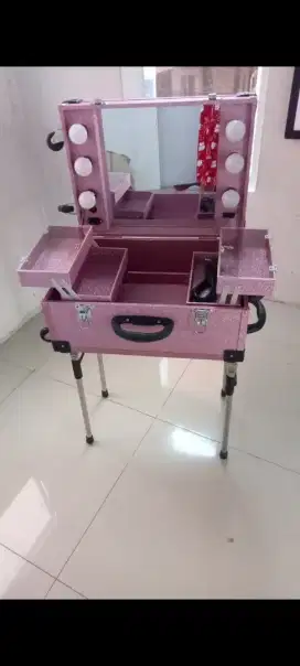 Tas makeup pengantin