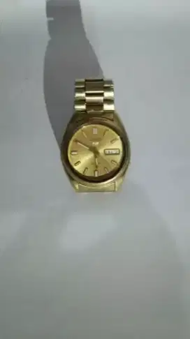 SEIKO 5 AUTOMATIC Michrone Gold