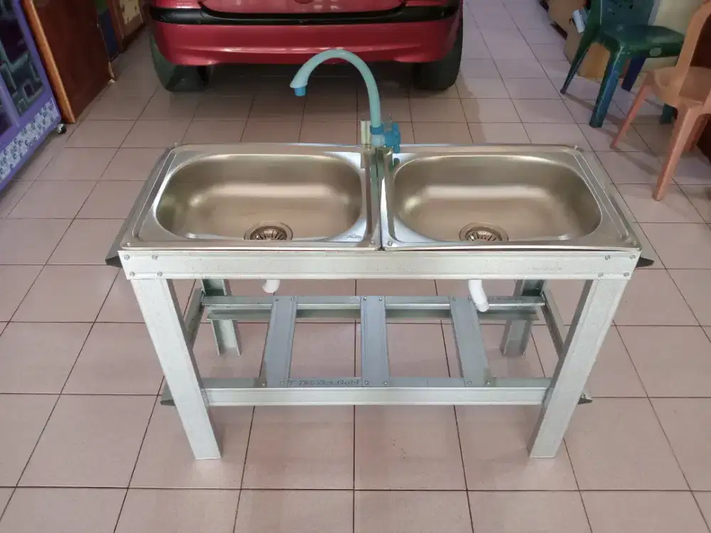 Tempat cuci piring 2 lobang
