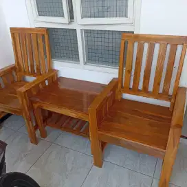 Meja teras kayu jati
