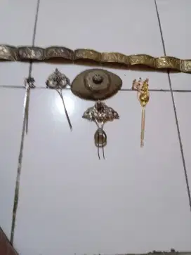 Jual perak kuno