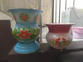 2 biji pot besi warna motif bunga cantik unik Made in Czech republic