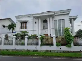 Rumah Super Megah di Kavling AL Pondok Bambu Duren Sawit