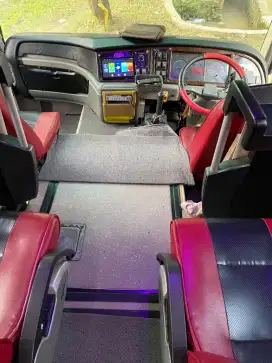 Bus MEDIUM TH 2015 SIAP PAKAI JOK 33