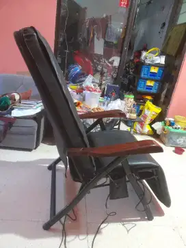 Kursi pijat waki