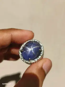 Sapphire ruby zamrut