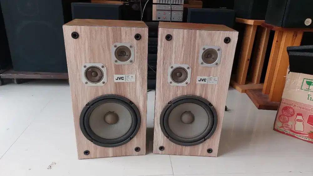 JVC SK 41 Speaker, 8 inch woofer