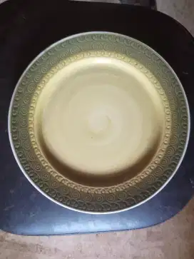 Piring ceper ornament grafik. Vintage diameter 26.5 cm