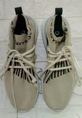 assalamualaikum, sepatu second asli ori