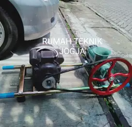 (Rumah teknik jogja)mesin giling kacang dengan dinamo 1hp,kuat, handal