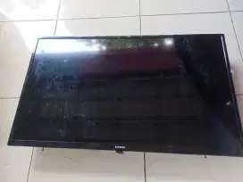 LED TV SAMSUNG 32UA32T4003AK