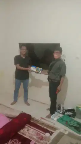 Jual jasa pasang & jual bracket tv biar rapih.