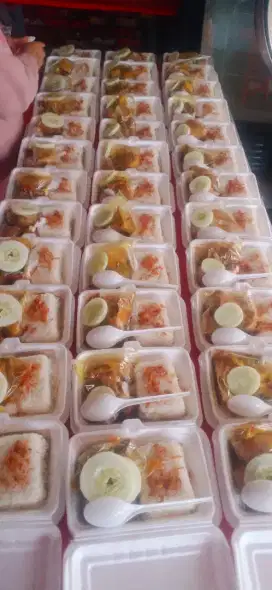 Nasi uduk warung sunda dnj