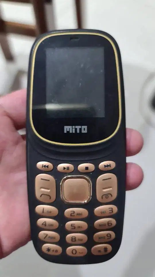 Mito 128 - dual SIM - Radio FM / Hp Unik / hp murah ( second]