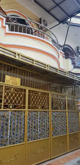 DIJUAL RUMAH / TOWNHOUSE BAGUS TERAWAT  3 LANTAI PUSAT KOTA PALEMBANG