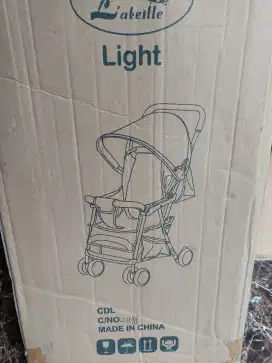 Stroller lipat bayi atau balita