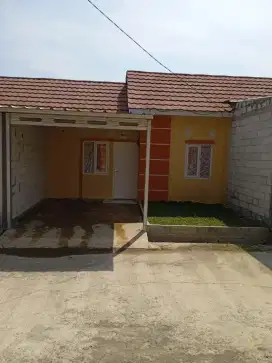 Dijual rumah over kredit 33 jt di Karawang