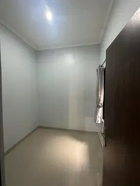 Disewakan rumah 1 lantai dalam cluster lokasi strategis