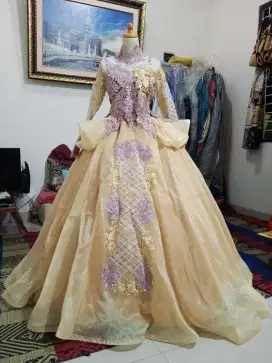 baju gaun pengantin long dress pernikahan second gold brukat kebaya