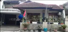 Rumah Jalan Utama Ahmad Yani Tanah Sareal