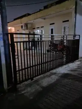 Kontrakan deket ui,