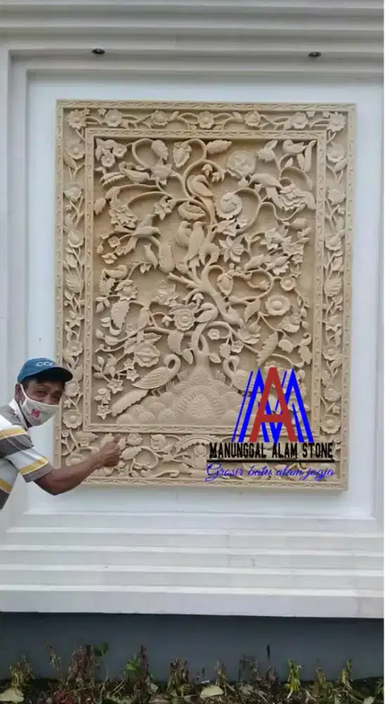 Ukiran batu alam