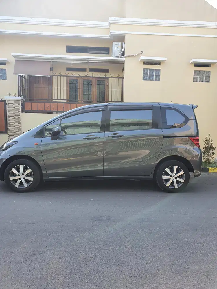 Honda Freed SD AT 2011 Cash