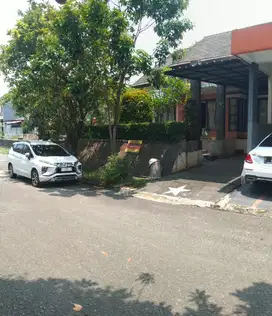 Rumah Hoek Dalam Cluster Di BNR Bogor Selatan