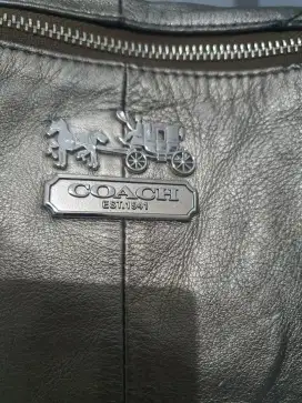 Tas Couch Tote Authentic
