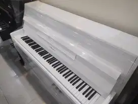 Piano Yamaha LU putih white piano