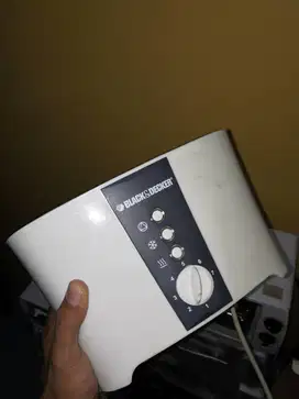 Black+Decker Bread Toaster Pemanggang Roti ET122
