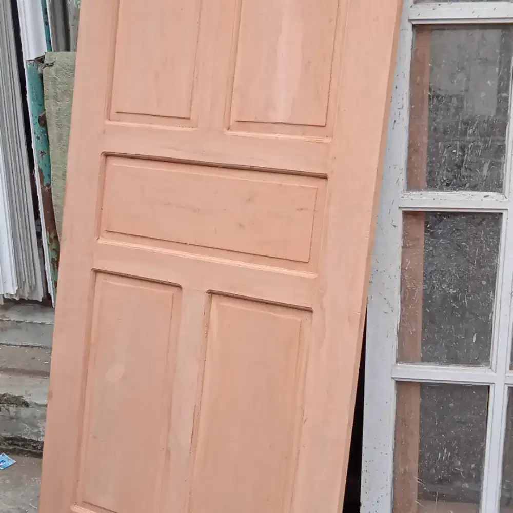 siap diorder pintu mahoni