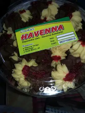 Kue  semprit  2 in 1