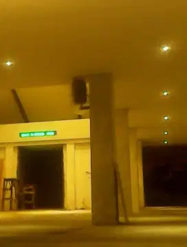 Pemasangan lampu