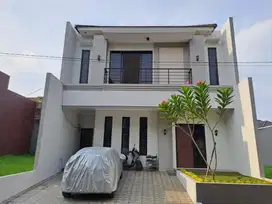 Jual Cepat Rumah Modern Minimalis Siap Huni Di Kencana Loka Bsd City