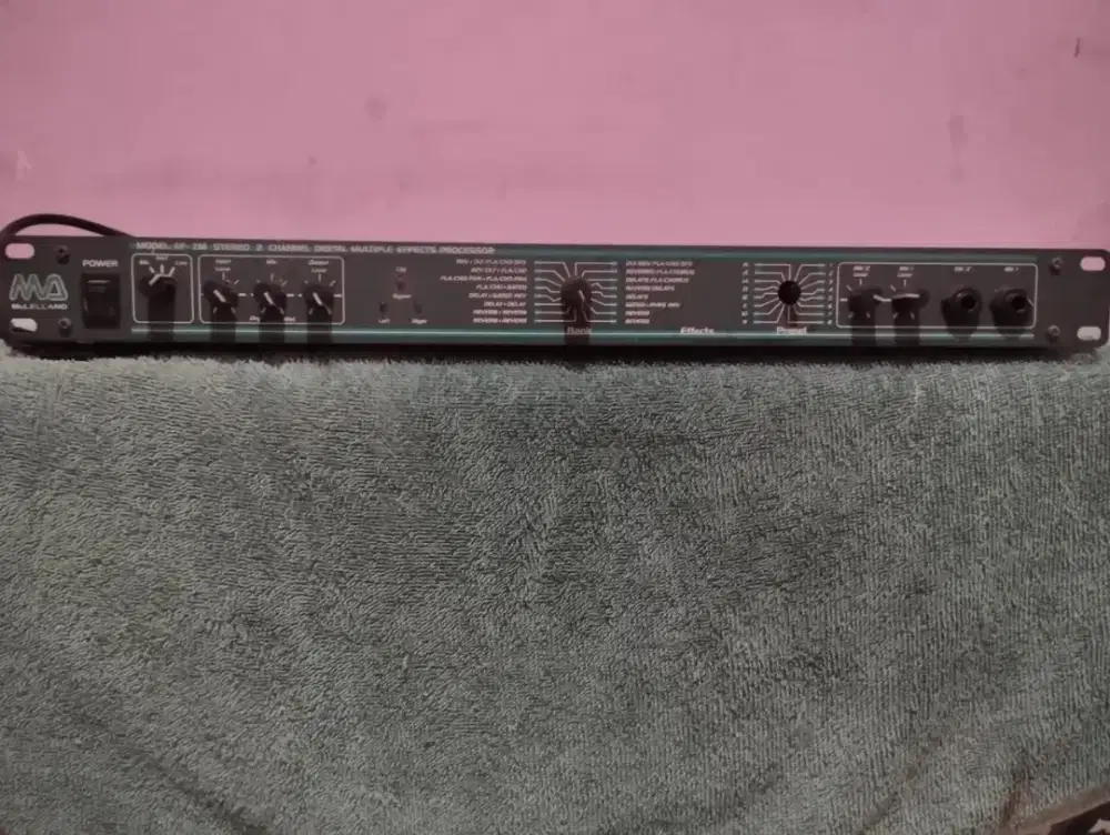 McLelland EF-256 Stereo 2 Channel