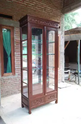 lemari rak full kaca