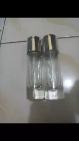 Jual botol minyak wangi 30ml harga 2000per botol stok banyak