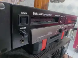 TASCAM CD record ..