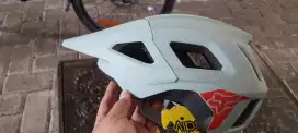Helm fox mainframe mips mtb xc enduro