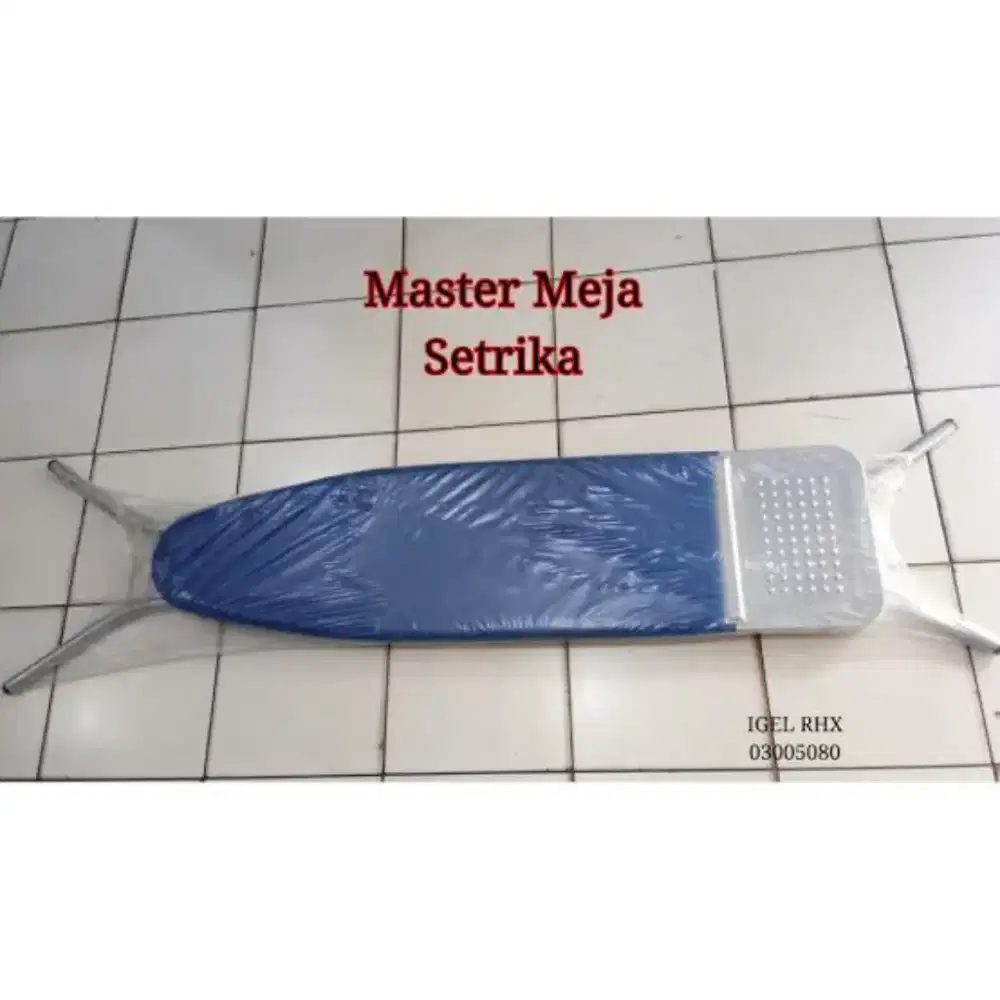 Meja gosokan berdiri