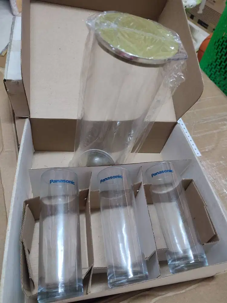 Dijual Set Gelas kaca tinggi & Pitcher nya