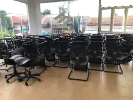 Dicari kursi kantor bekas pakai