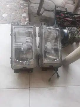 Lampu headlamp koito sepasangToyota corolla dx