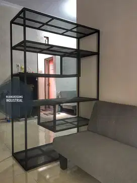 Rak partisi industrial spesialis kustom