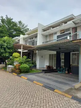 Dijual Cepat Rumah siap huni di Cibubur country