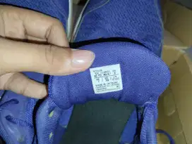 Sepatu Volly Wanita  merk ASICS Original