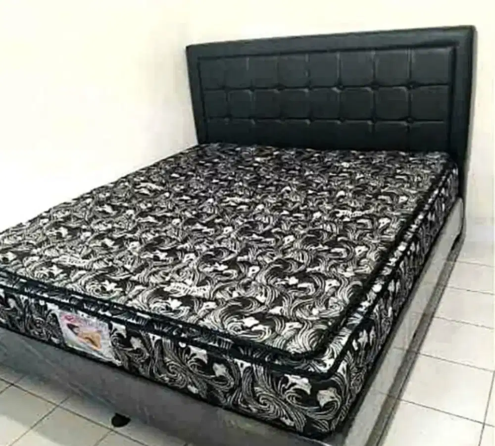 Dipan kayu minimalis modern